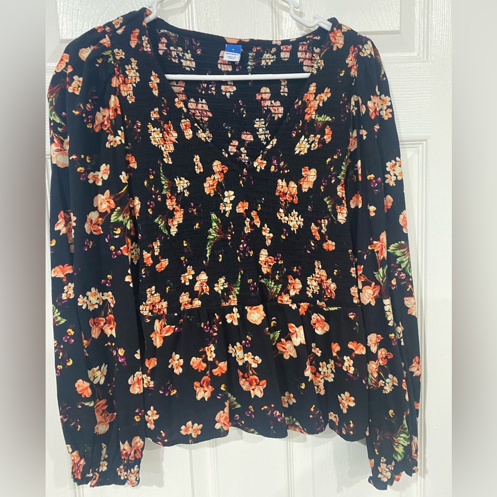 Old Navy Black and Orange Fitted Top